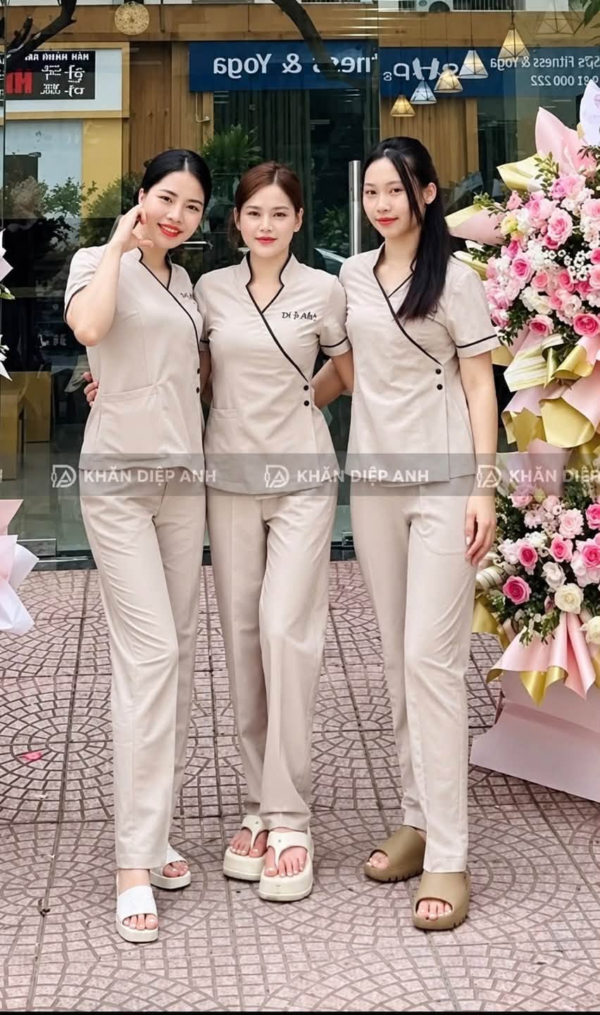 Đồng phục kỹ thuật viên